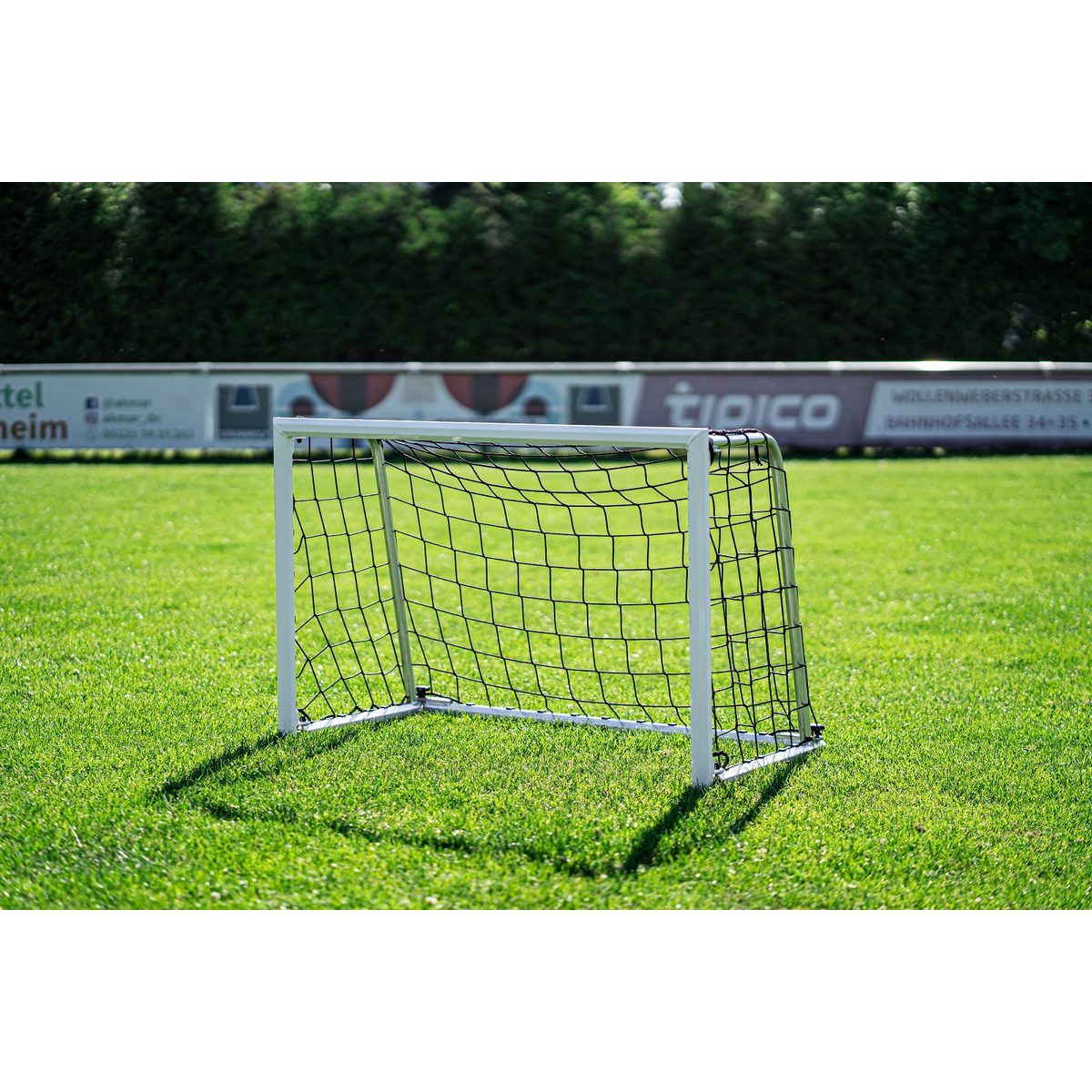 Minitor 120 x 80 cm, mit einklappbaren Netzbügeln – Produktfoto
