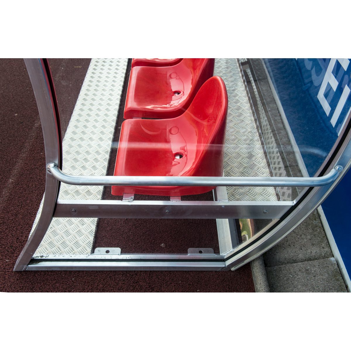 Spielerkabine Exklusiv, 4,0 m breit – 8 Sitze – Produktfoto 4