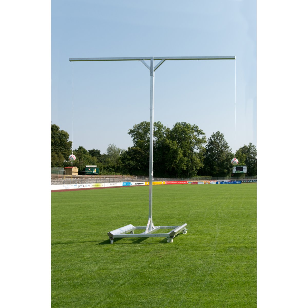 Fahnenmast, komplett mit Hülse und Hißvorrichtung – Produktfoto