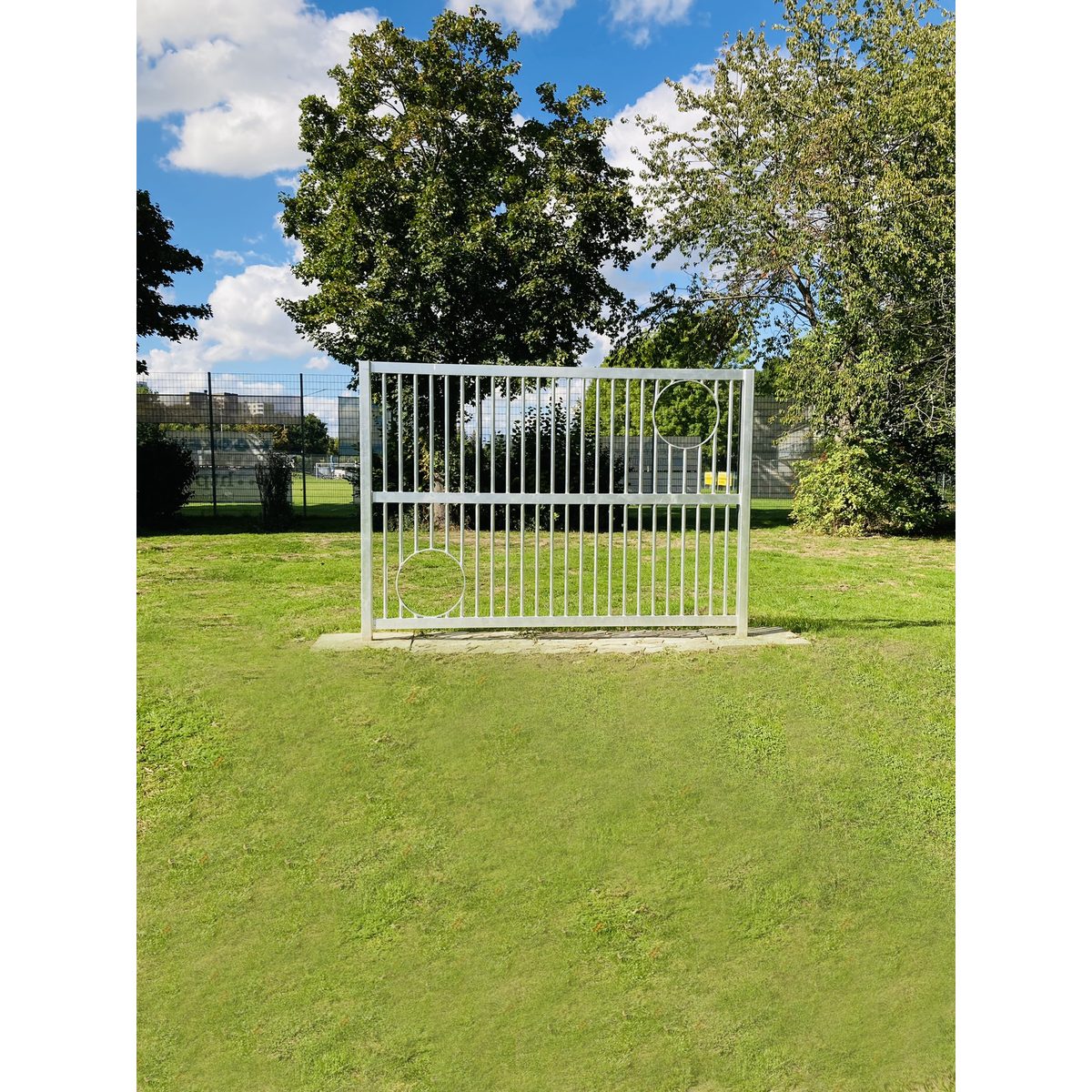 Torwand FIX, 3 x 2 m, Aluminium, vollverschweißt, inkl. 2 Ziellöcher – Produktfoto 2
